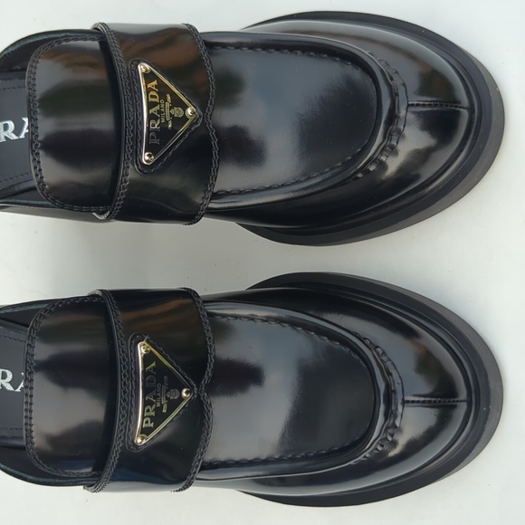 Prada Women's Black 85 Triangle Logo Mules In Brushed Leather - Picture 3 of 11